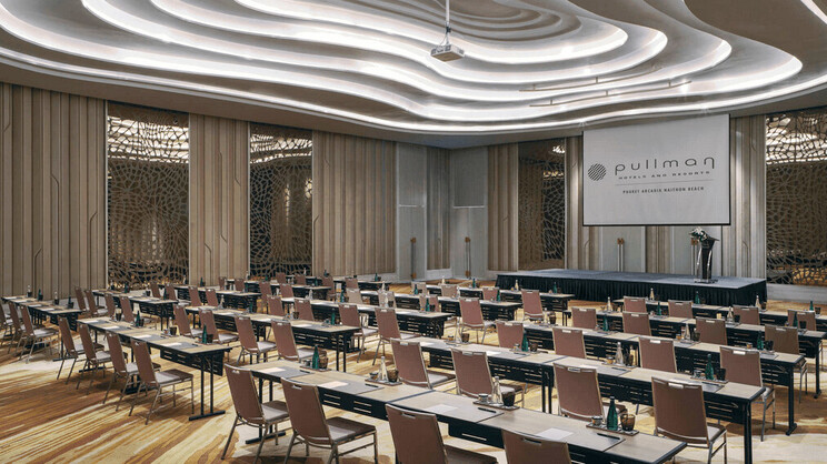 Pullman Phuket Arcadia Naithon Beach